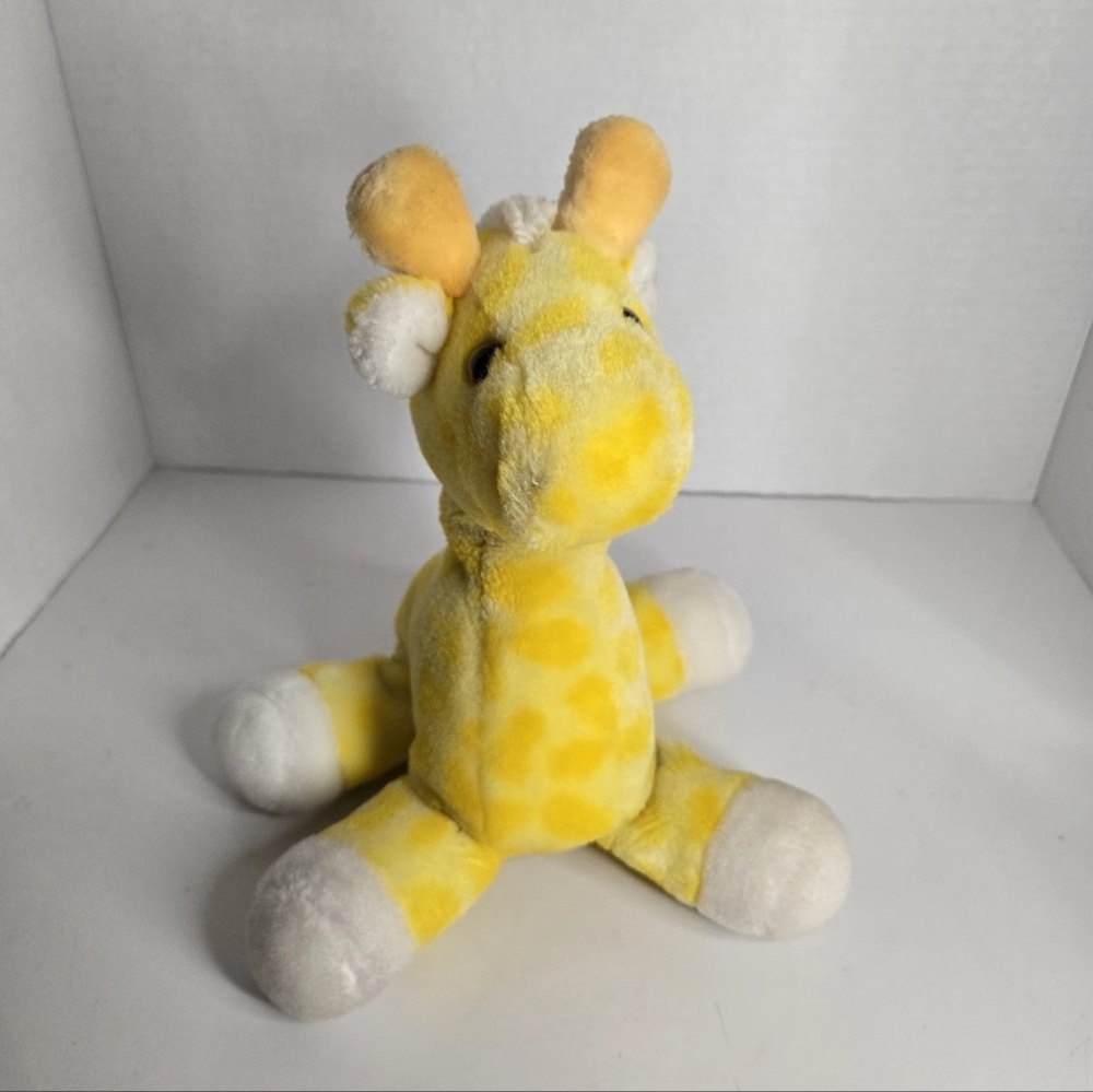 Vintage 1985 Dakin Yellow Giraffe Baby Rattle Stuffed Animal Plush 11"